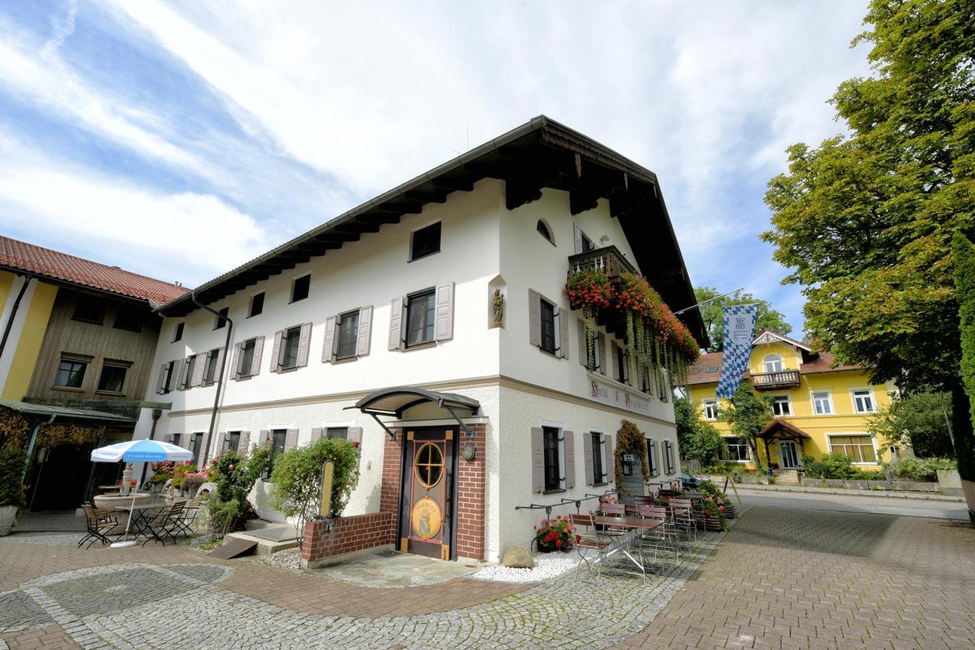 Hotel Neuwirt Sauerlach Luaran gambar